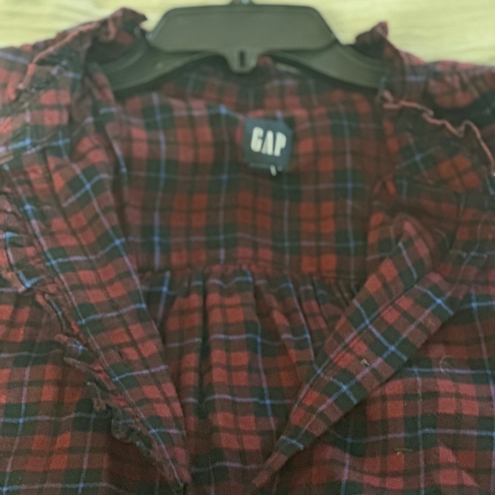 GREAT FOR HOLIDAYS! GAP, PLAID SHIRT WITH RUFFLE COLLAR SIZE LARGE